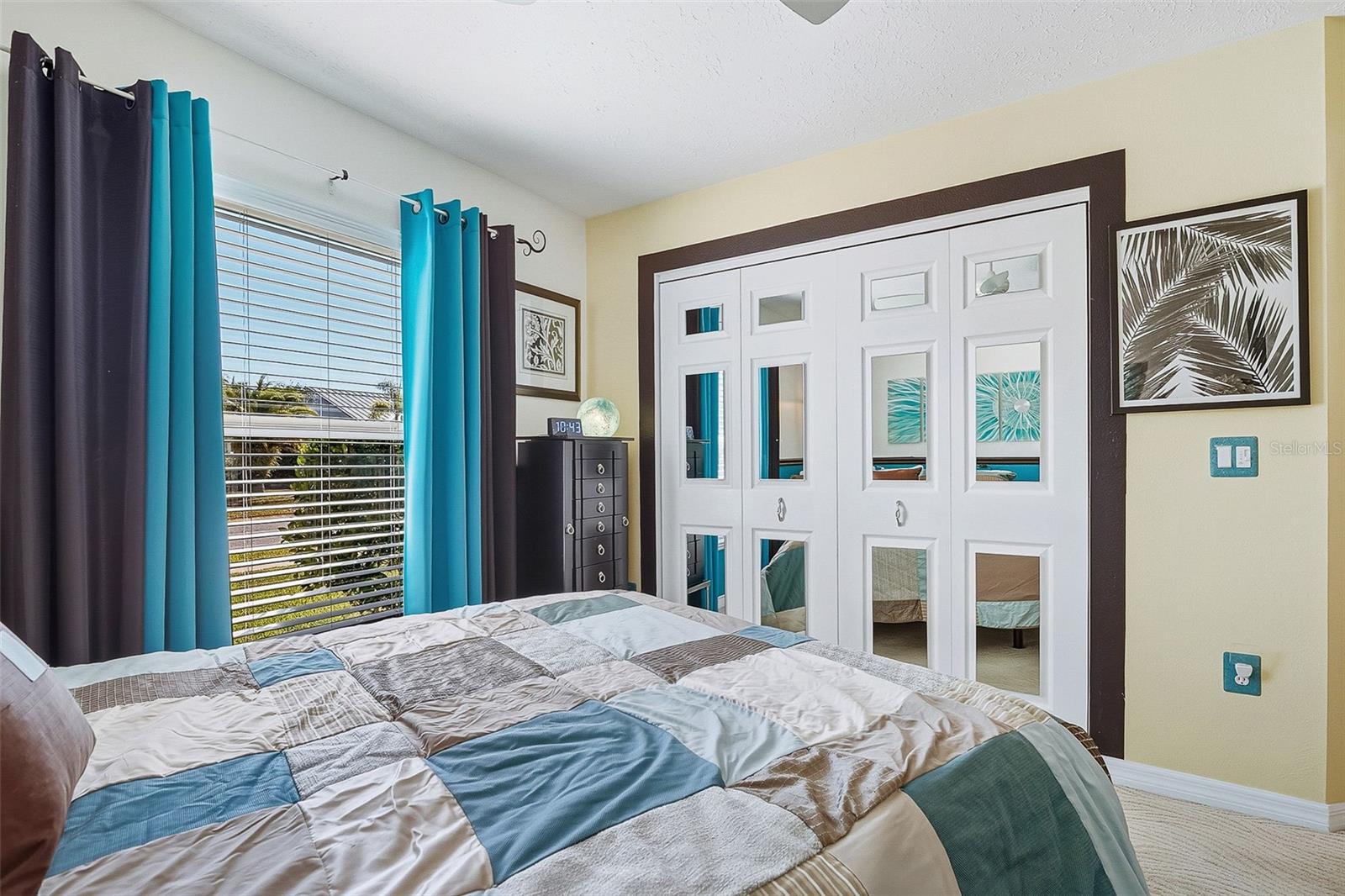 MAPLE LAKES - Residential