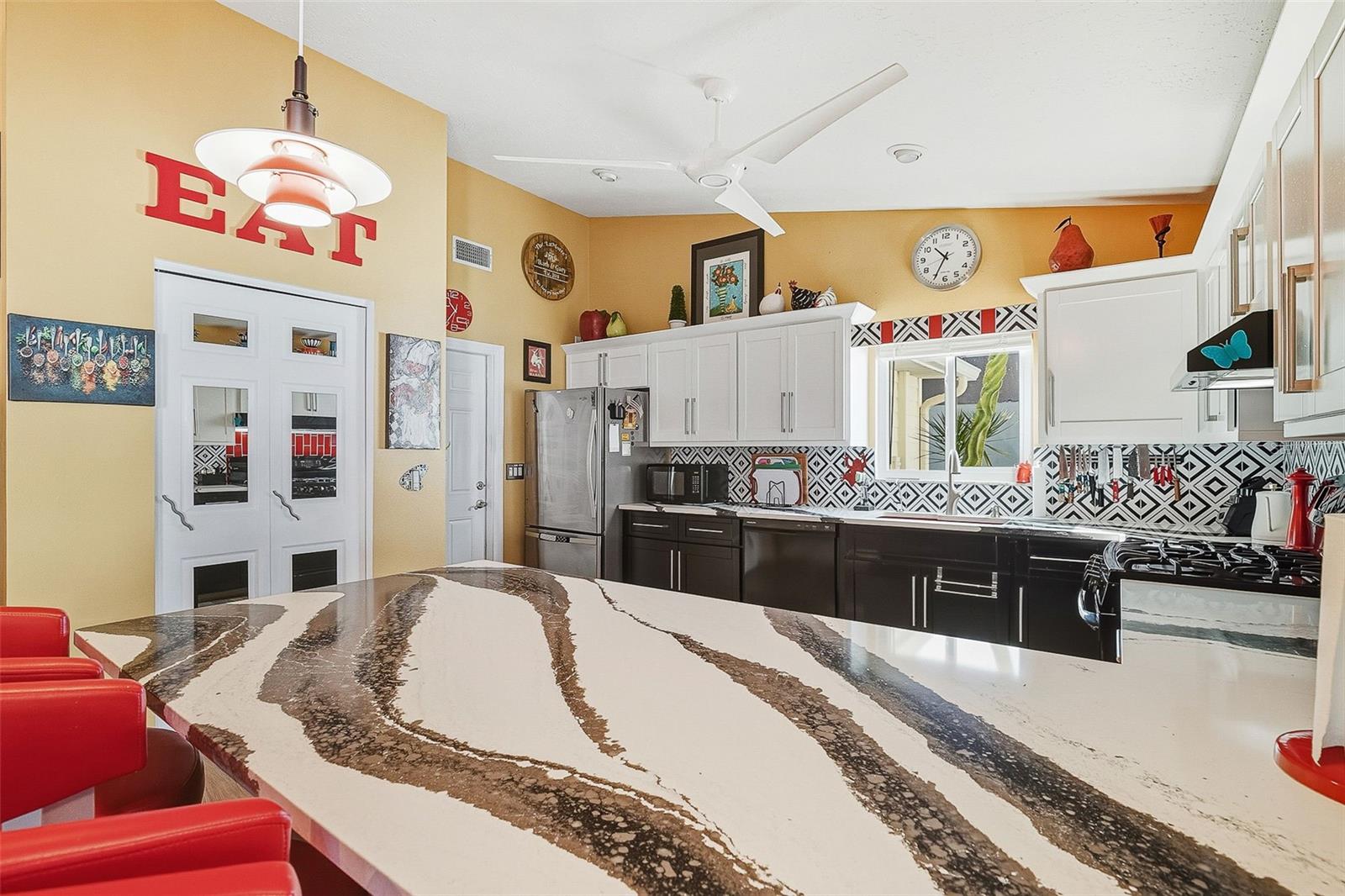 MAPLE LAKES - Residential