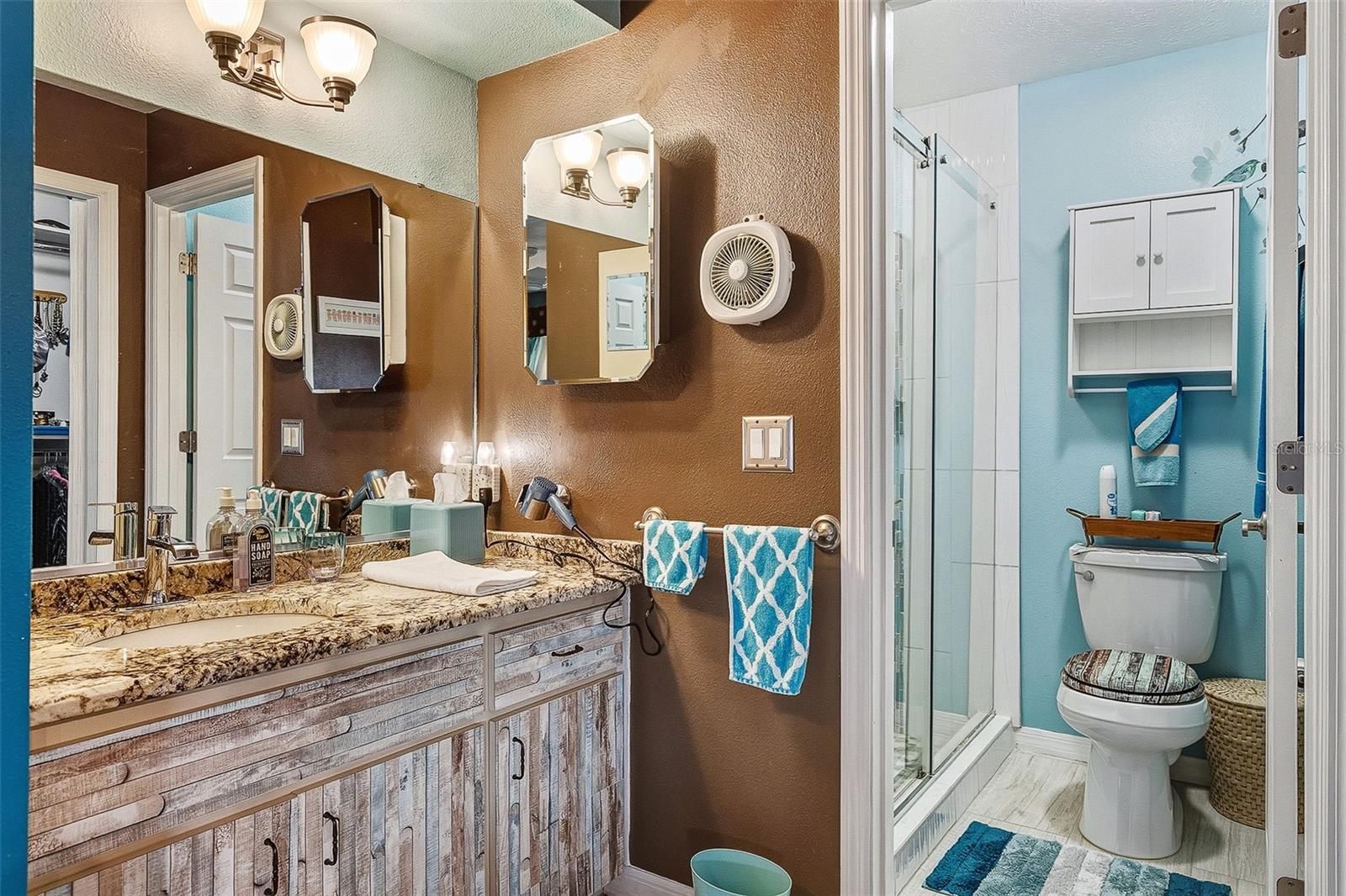 MAPLE LAKES - Residential