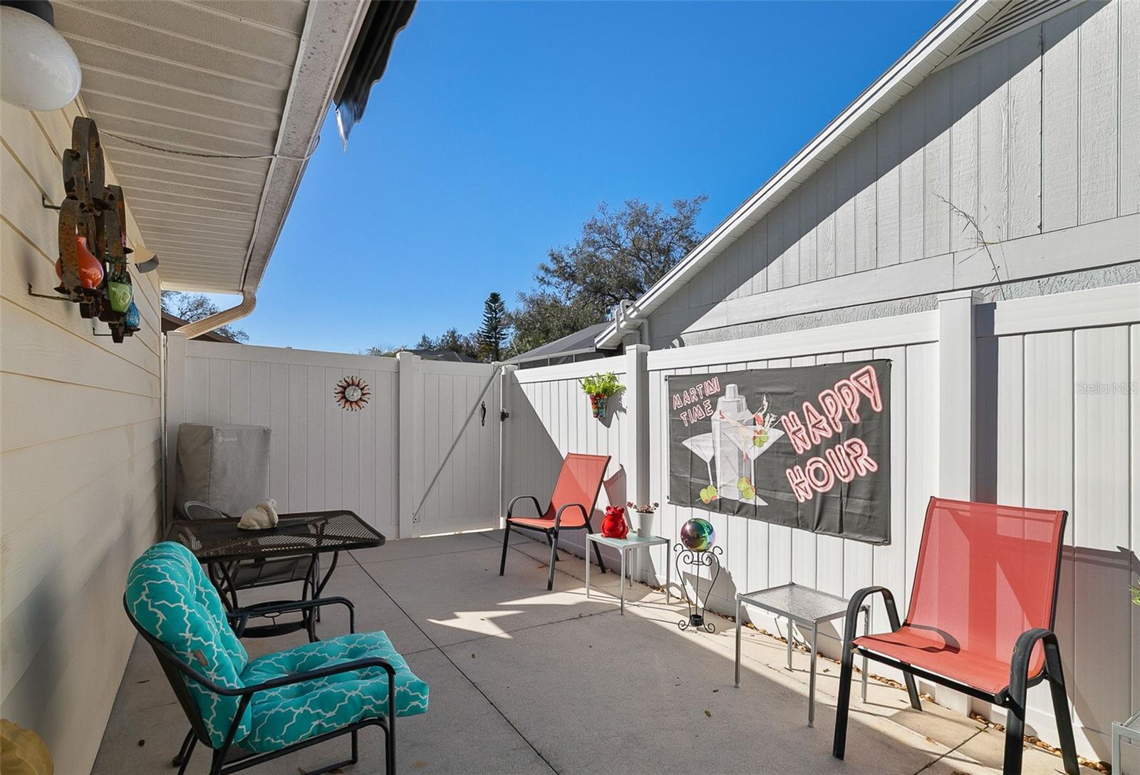 MAPLE LAKES - Residential