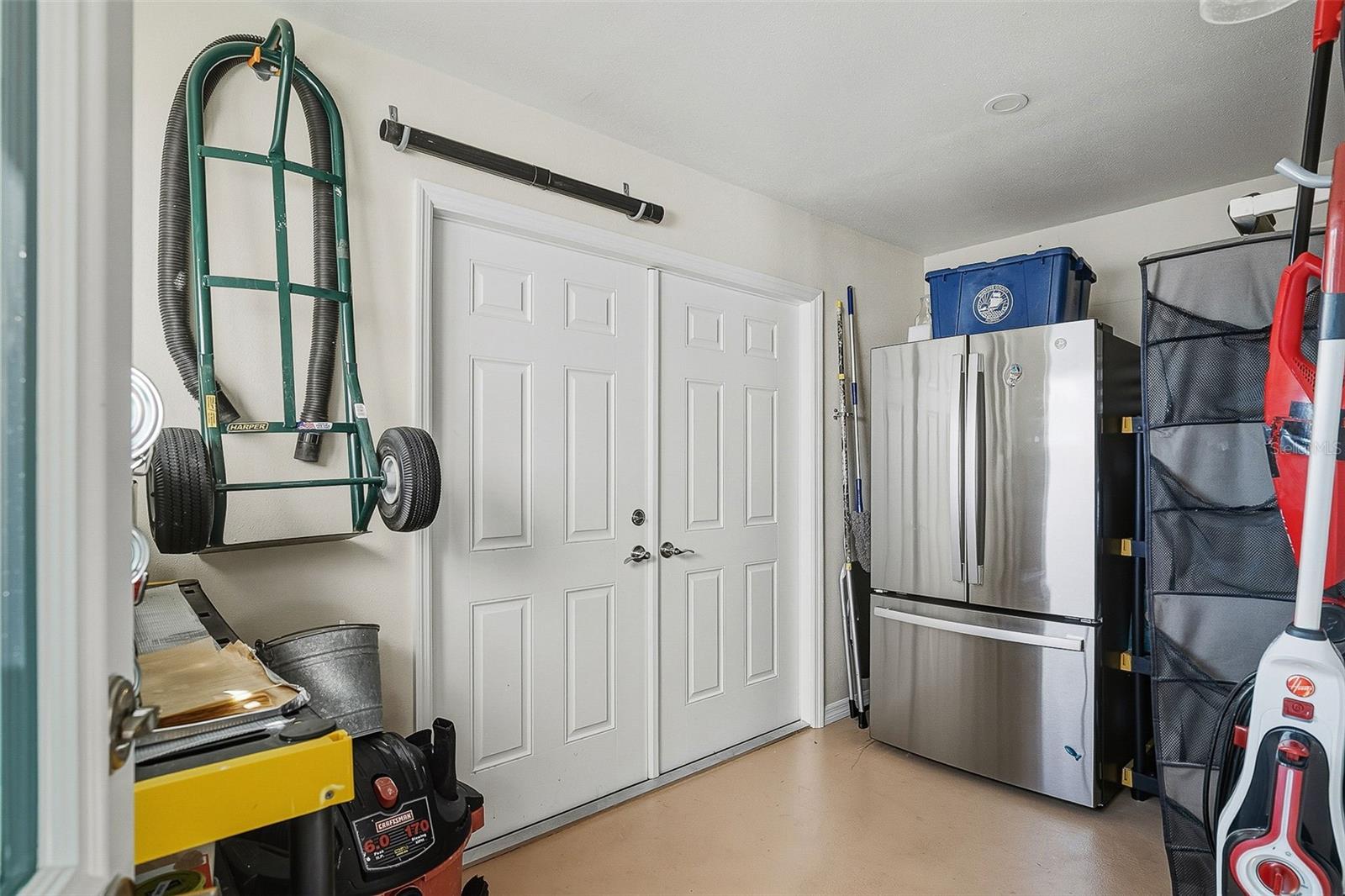 MAPLE LAKES - Residential