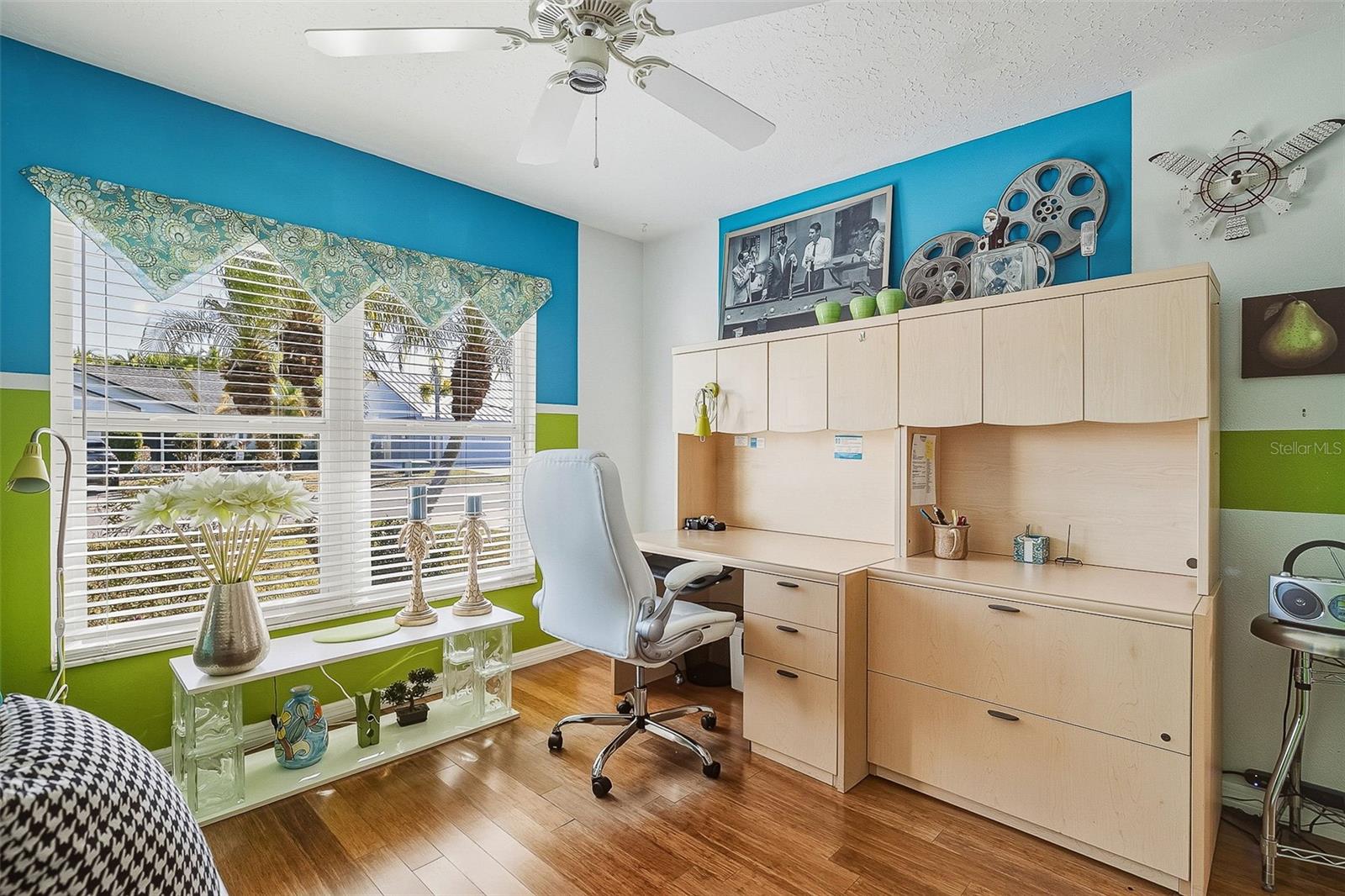 MAPLE LAKES - Residential