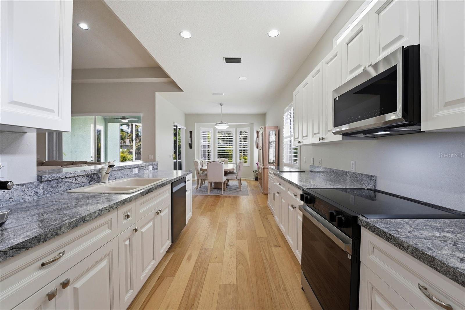 OAK COURT PH 2-A & 2-B - Residential