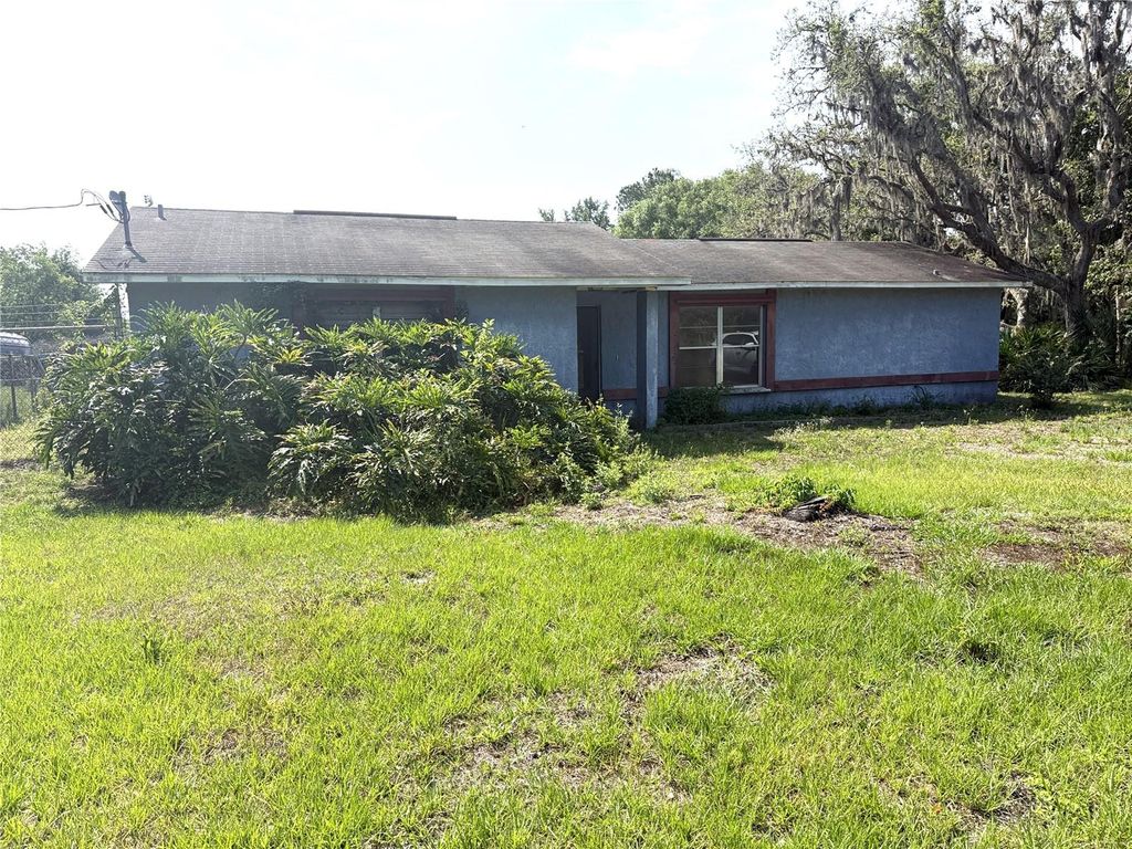 Photo of 9722 Kenton Road, Wesley Chapel, FL 33545 (MLS # TB8384200)