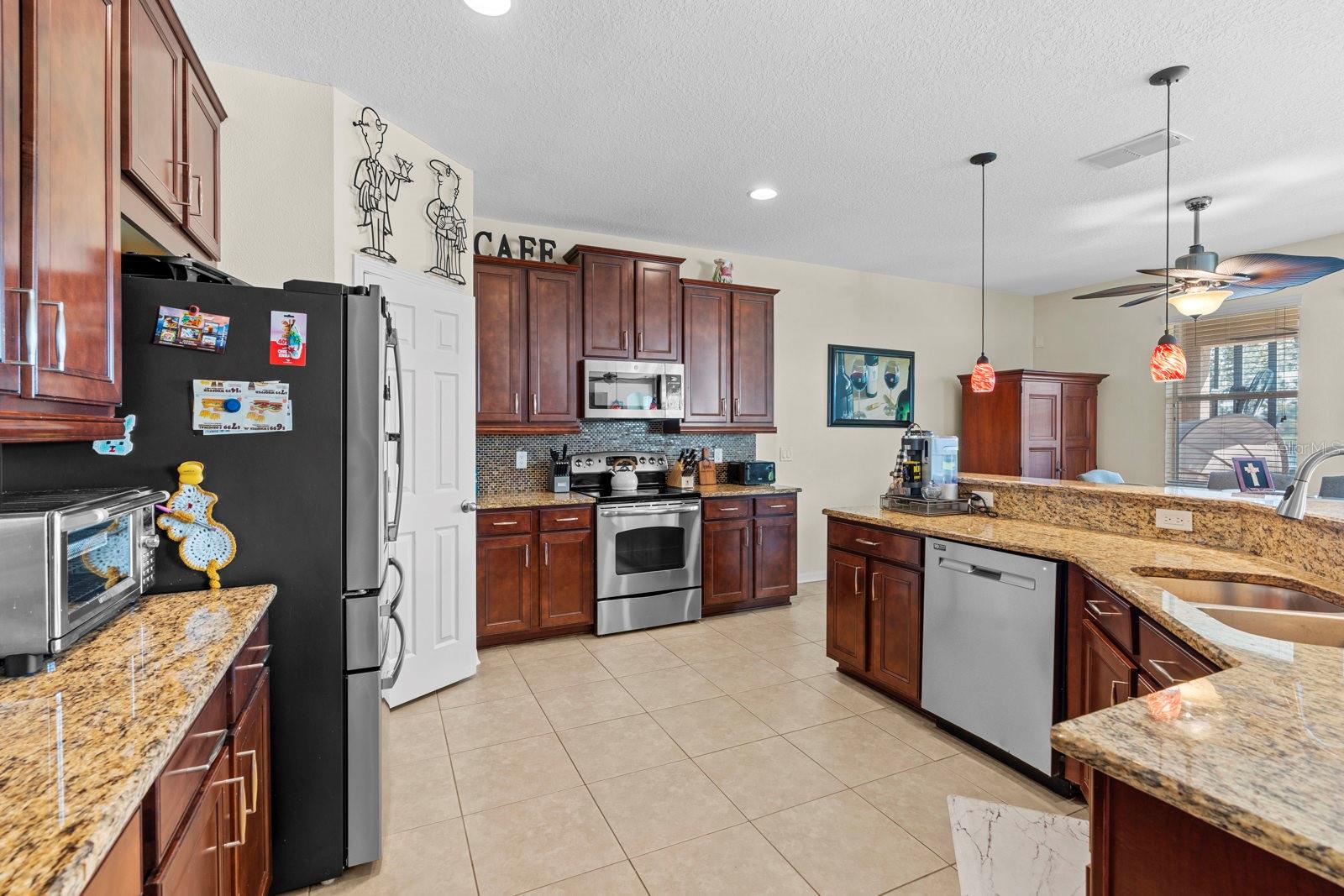 HARBOUR ISLES PH 2D - Residential