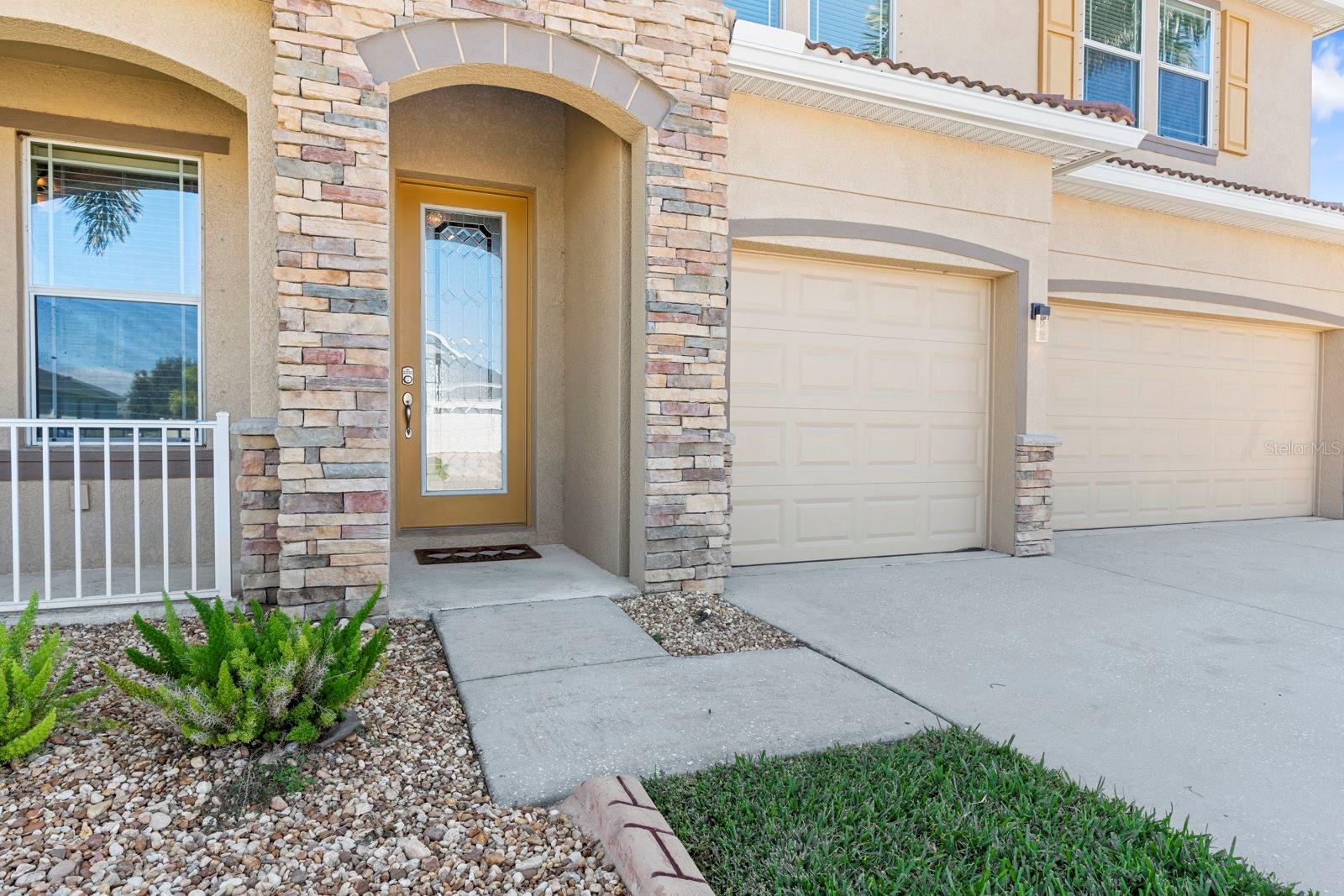 HARBOUR ISLES PH 2D - Residential