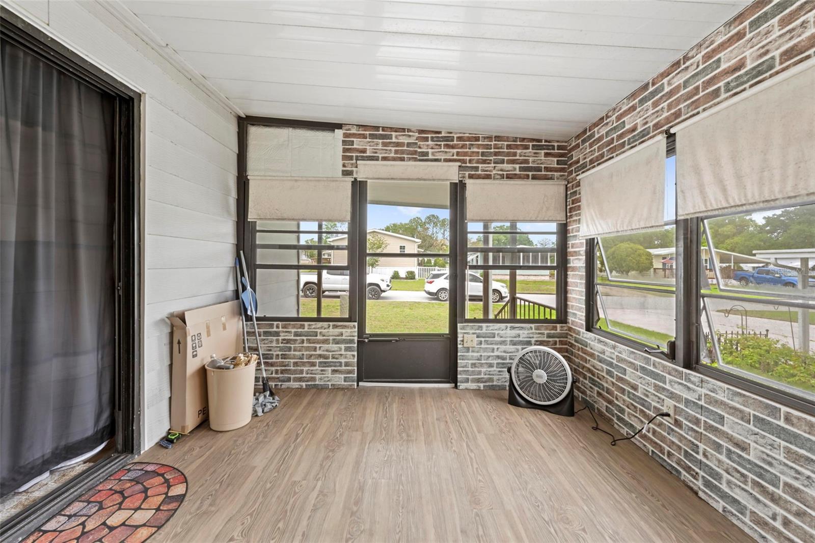 BROOKRIDGE COMM - Residential