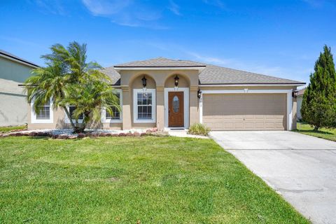 Single Family Residence in KISSIMMEE FL 3013 MANDOLIN DRIVE.jpg