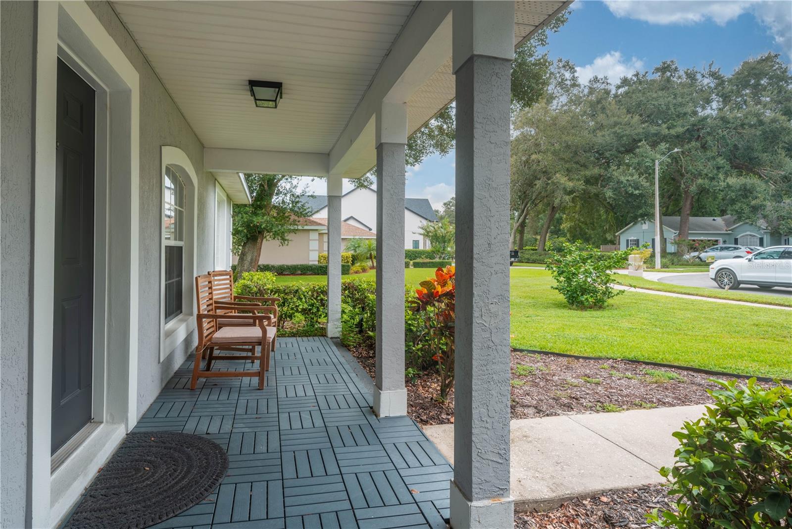 1672 MALCOLM POINTE DRIVE