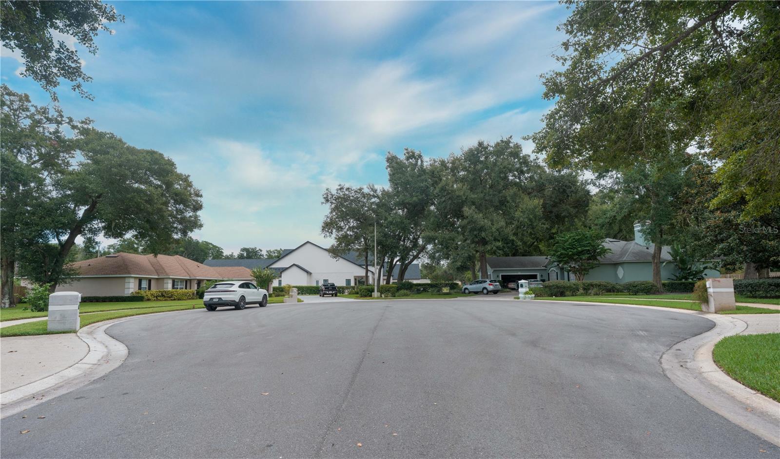 1672 MALCOLM POINTE DRIVE