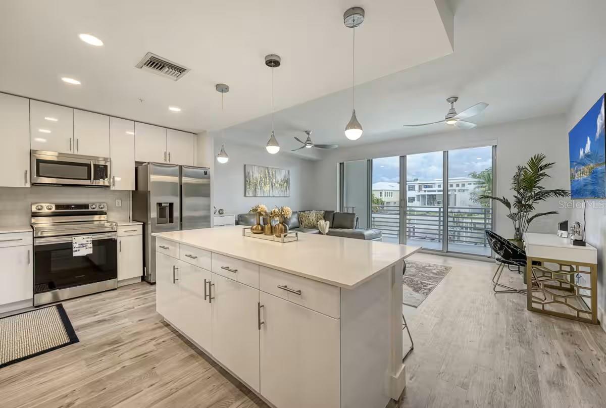 THE STRAND OF SARASOTA - Residential
