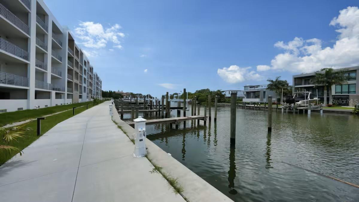 THE STRAND OF SARASOTA - Residential