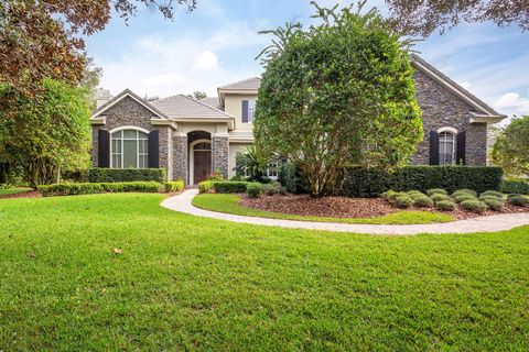 A home in LONGWOOD