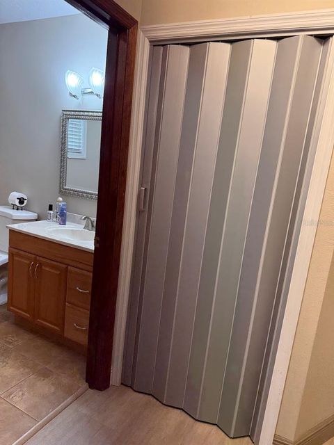 Tiny photo for 522 SW 1st Avenue, Ocala, FL 34471 (MLS # OM719331)