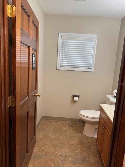 Tiny photo for 522 SW 1st Avenue, Ocala, FL 34471 (MLS # OM719331)