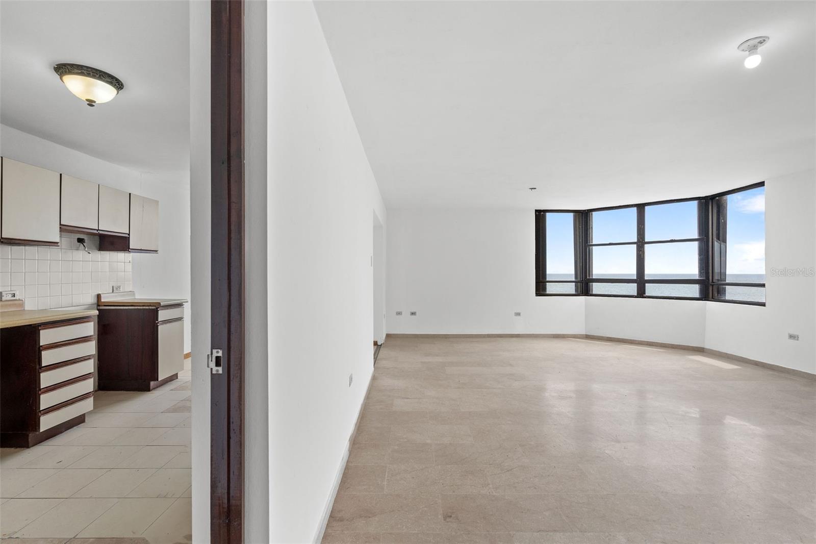 2 WASHINGTON STREET 1002