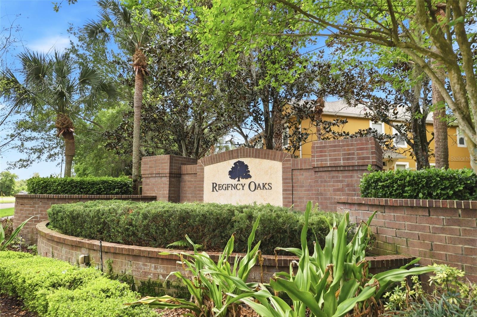 REGENCY OAKS UNIT ONE - Residential