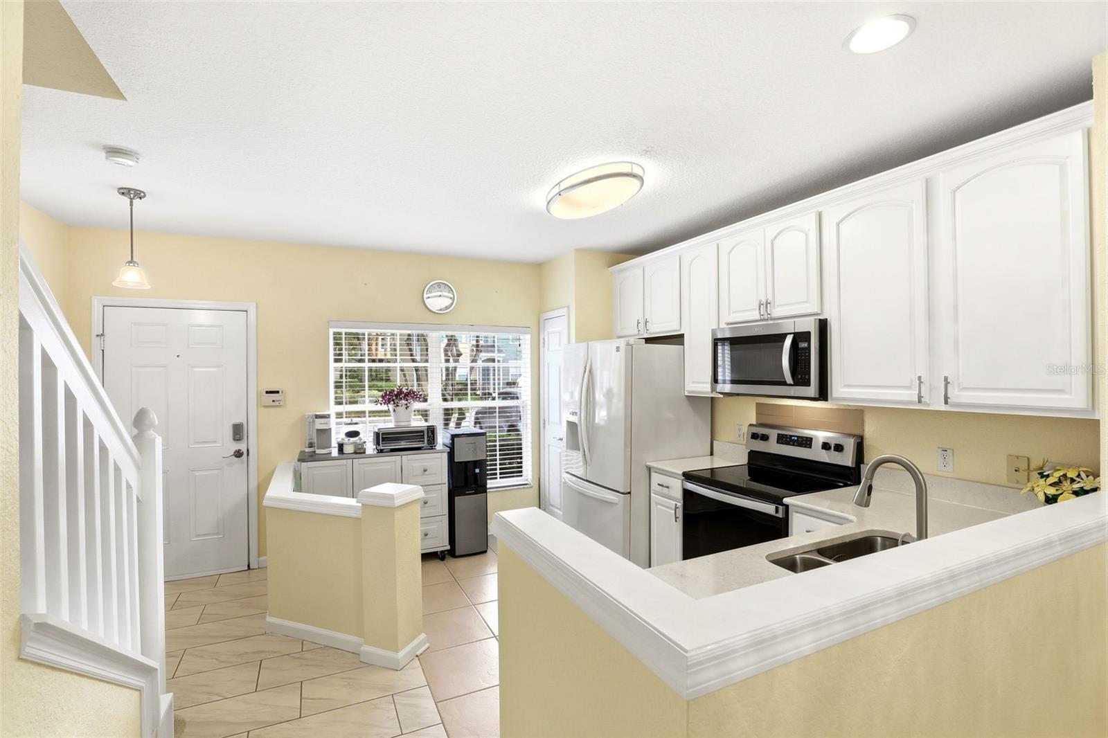 REGENCY OAKS UNIT ONE - Residential