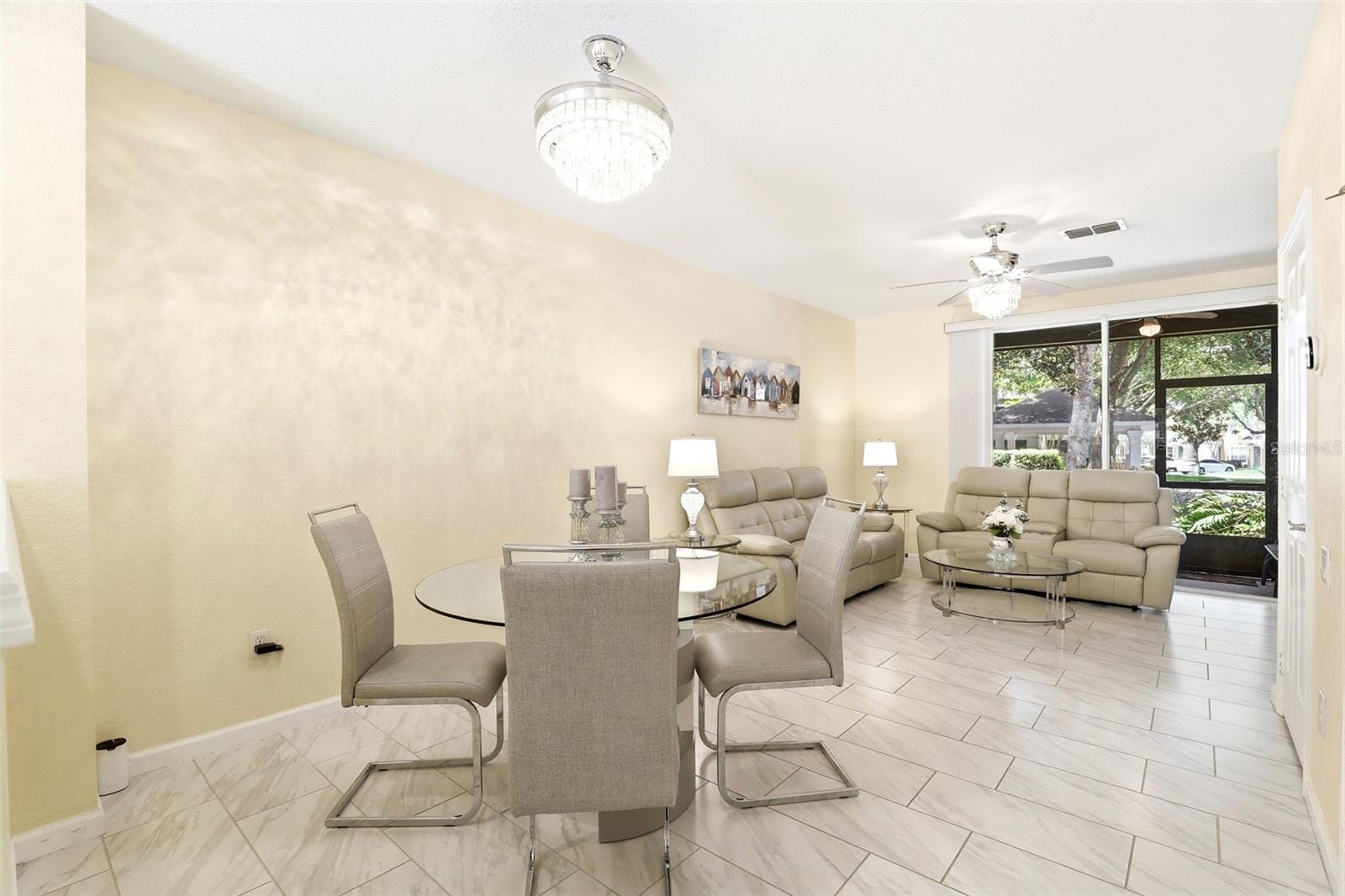 REGENCY OAKS UNIT ONE - Residential