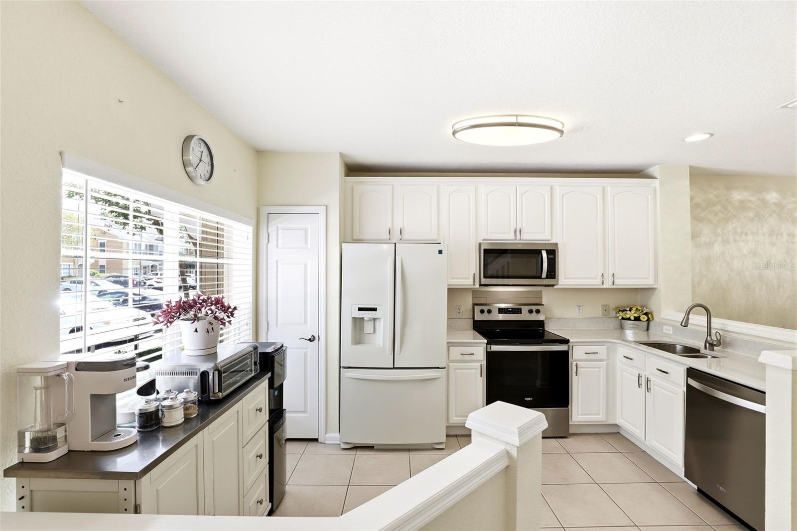 REGENCY OAKS UNIT ONE - Residential