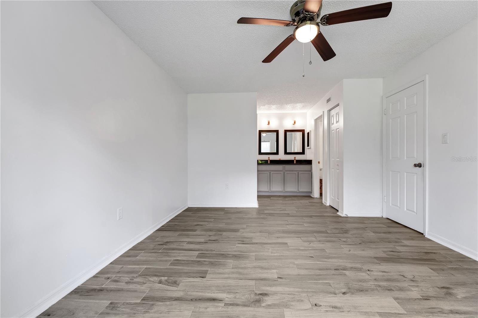 RESERVE AT WEKIVA BEND A CONDO - Residential