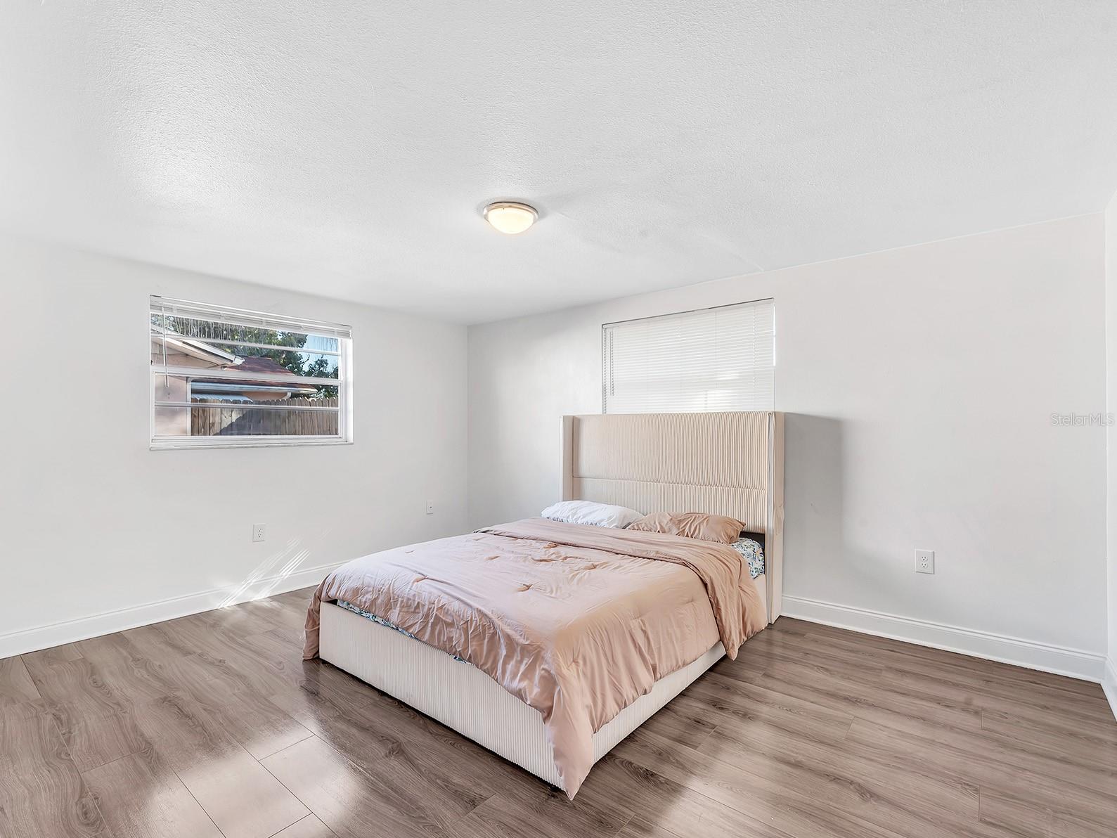 EMBASSY HILLS - Residential