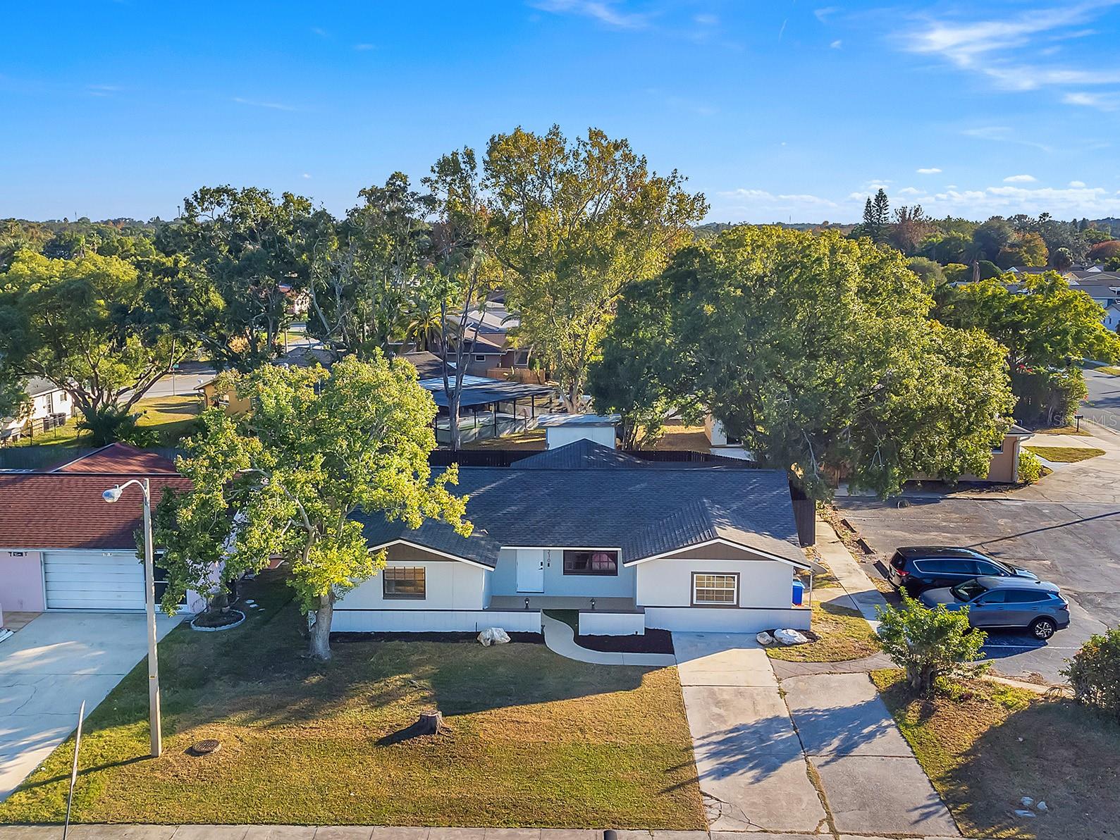 EMBASSY HILLS - Residential