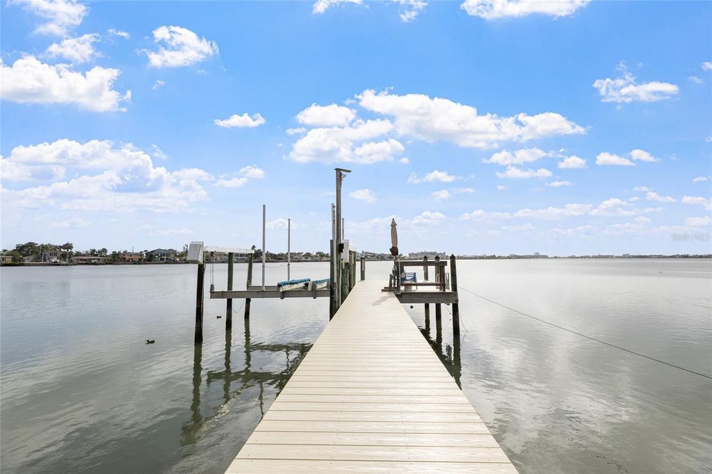 Photo of 311 Sunset Drive N, St Petersburg, FL 33710 (MLS # TB8432776)