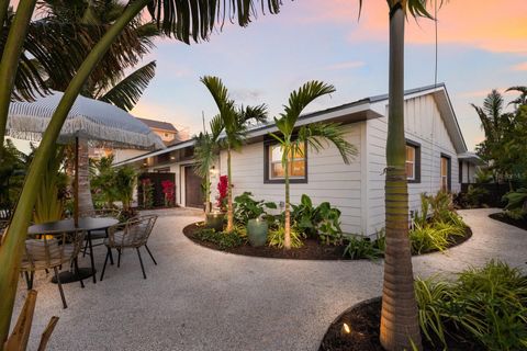 A home in HOLMES BEACH