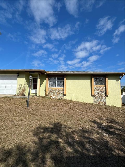 Photo of 4 New North Court, Beverly Hills, FL 34465 (MLS # OM716372)