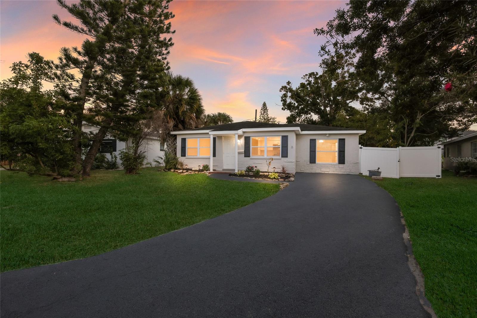 SHORE ACRES EDGEWATER SEC - Residential