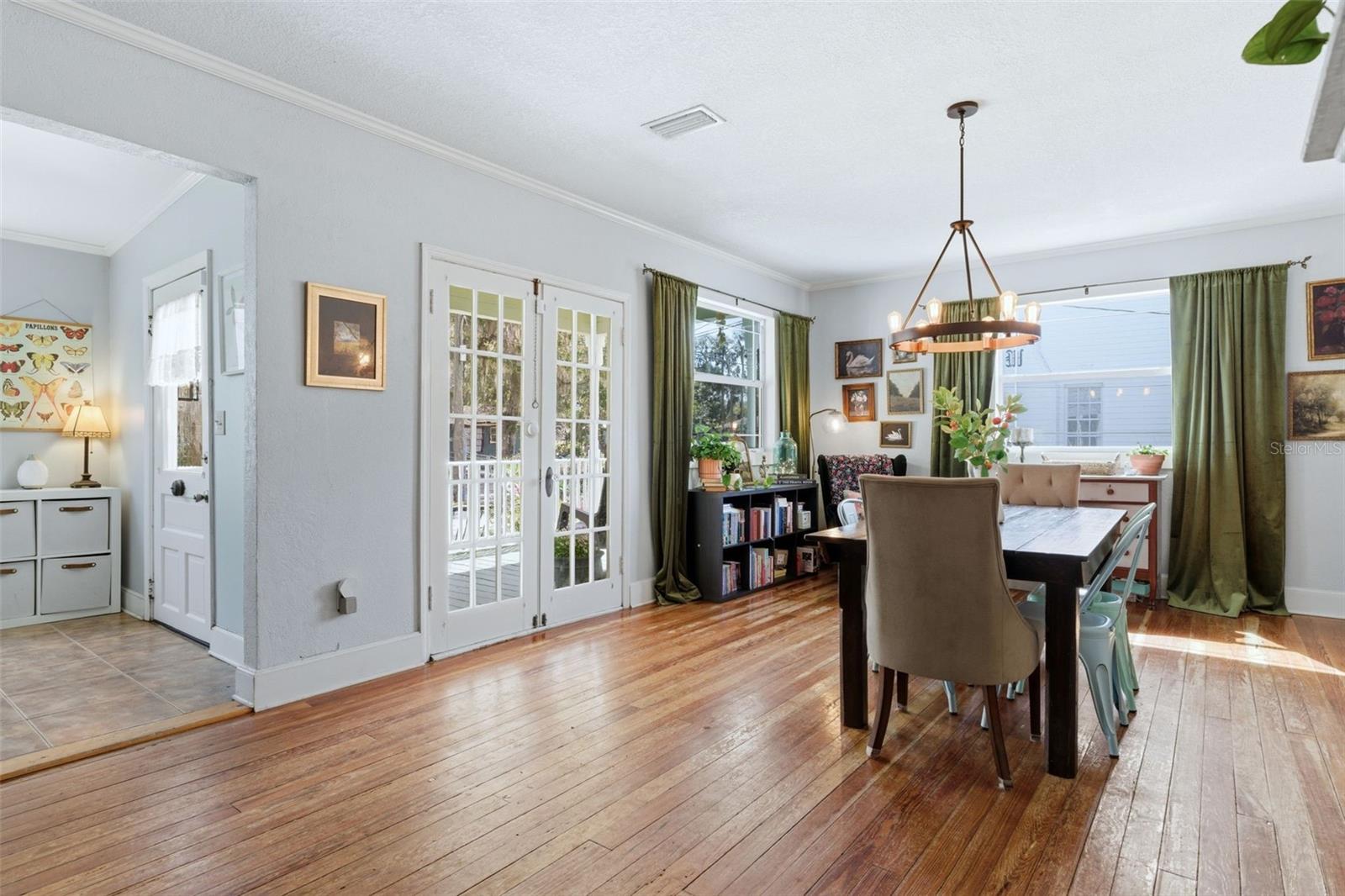 MC ELROYS RESUB BLK 133 DELANO - Residential