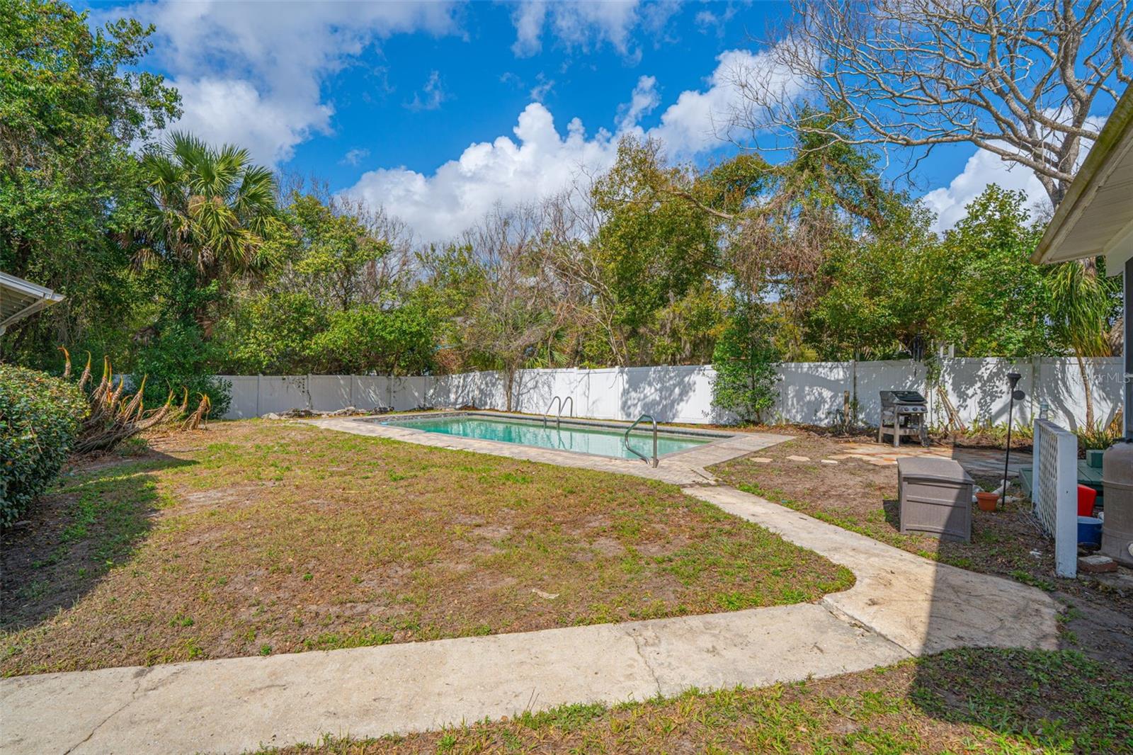 MC ELROYS RESUB BLK 133 DELANO - Residential