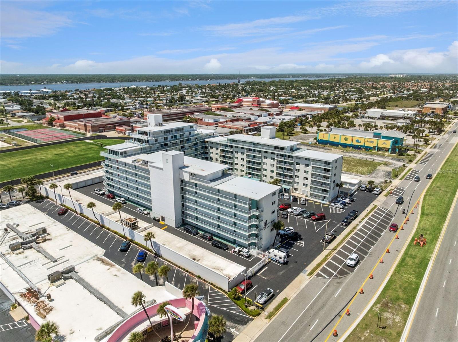 BELLAIR CONDO APTS - Residential