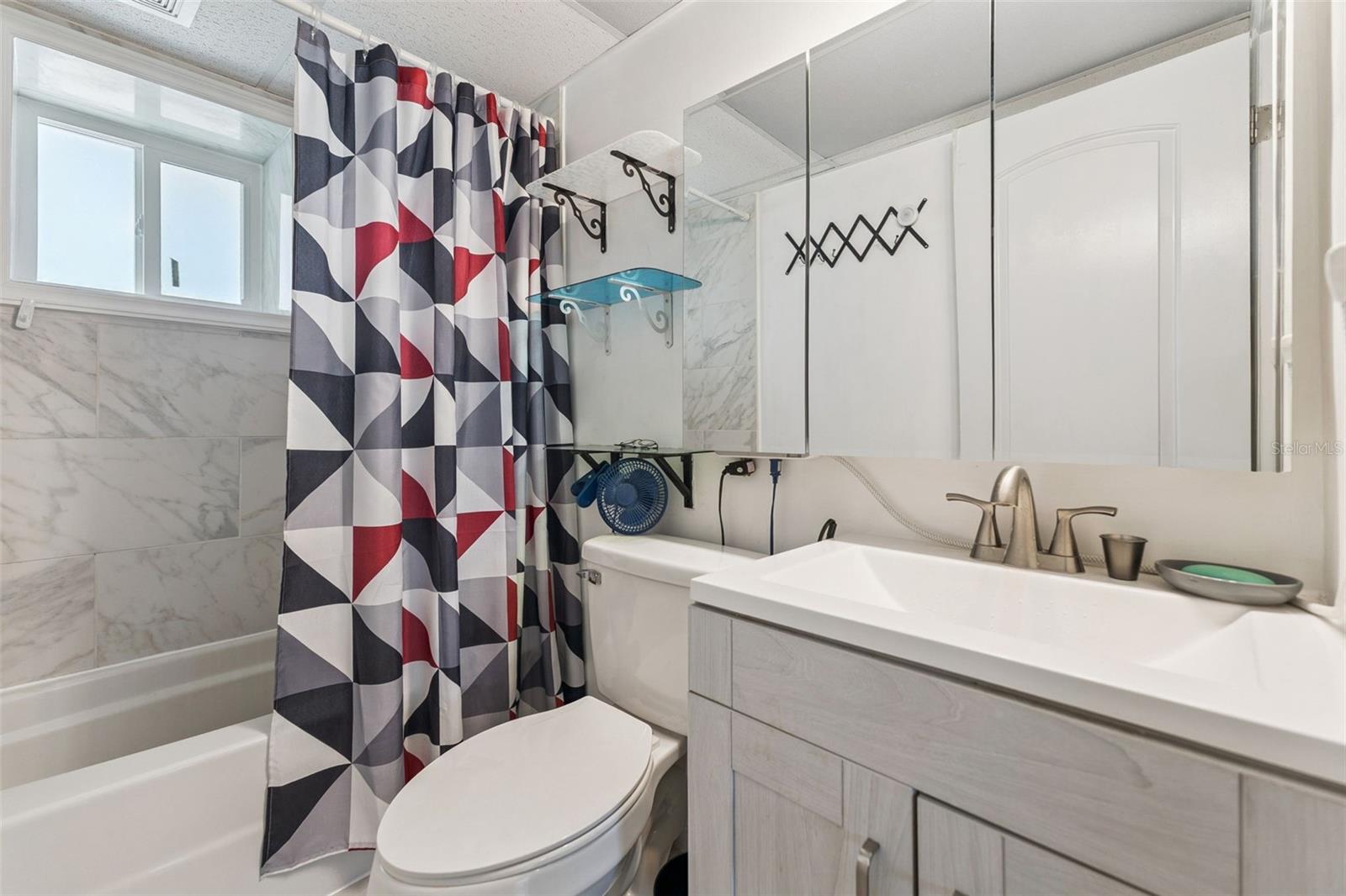 BELLAIR CONDO APTS - Residential