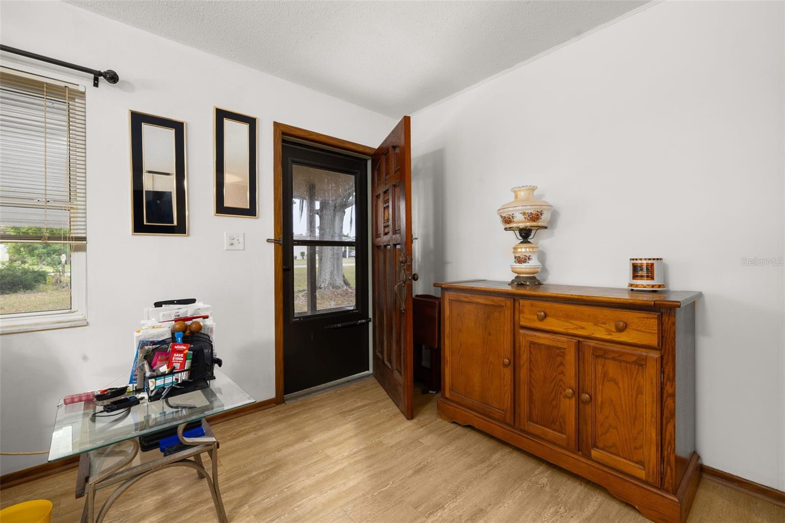 BREEZY POINT PARK - Residential