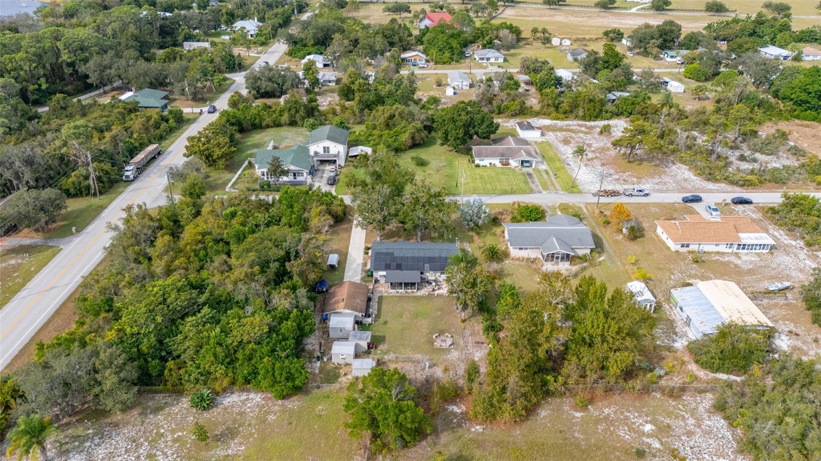 BREEZY POINT PARK - Residential