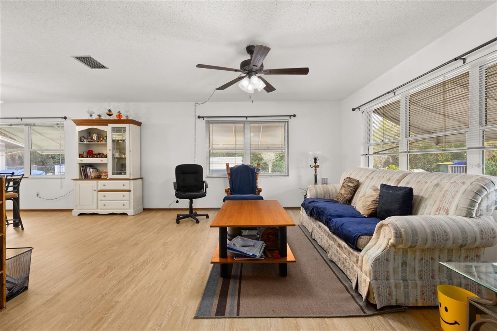 BREEZY POINT PARK - Residential