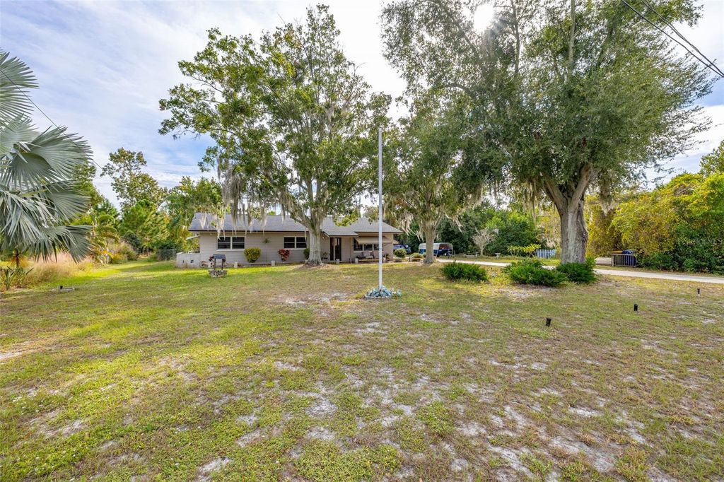 Photo of 4 Pine Street, Lake Placid, FL 33852 (MLS # S5138167)