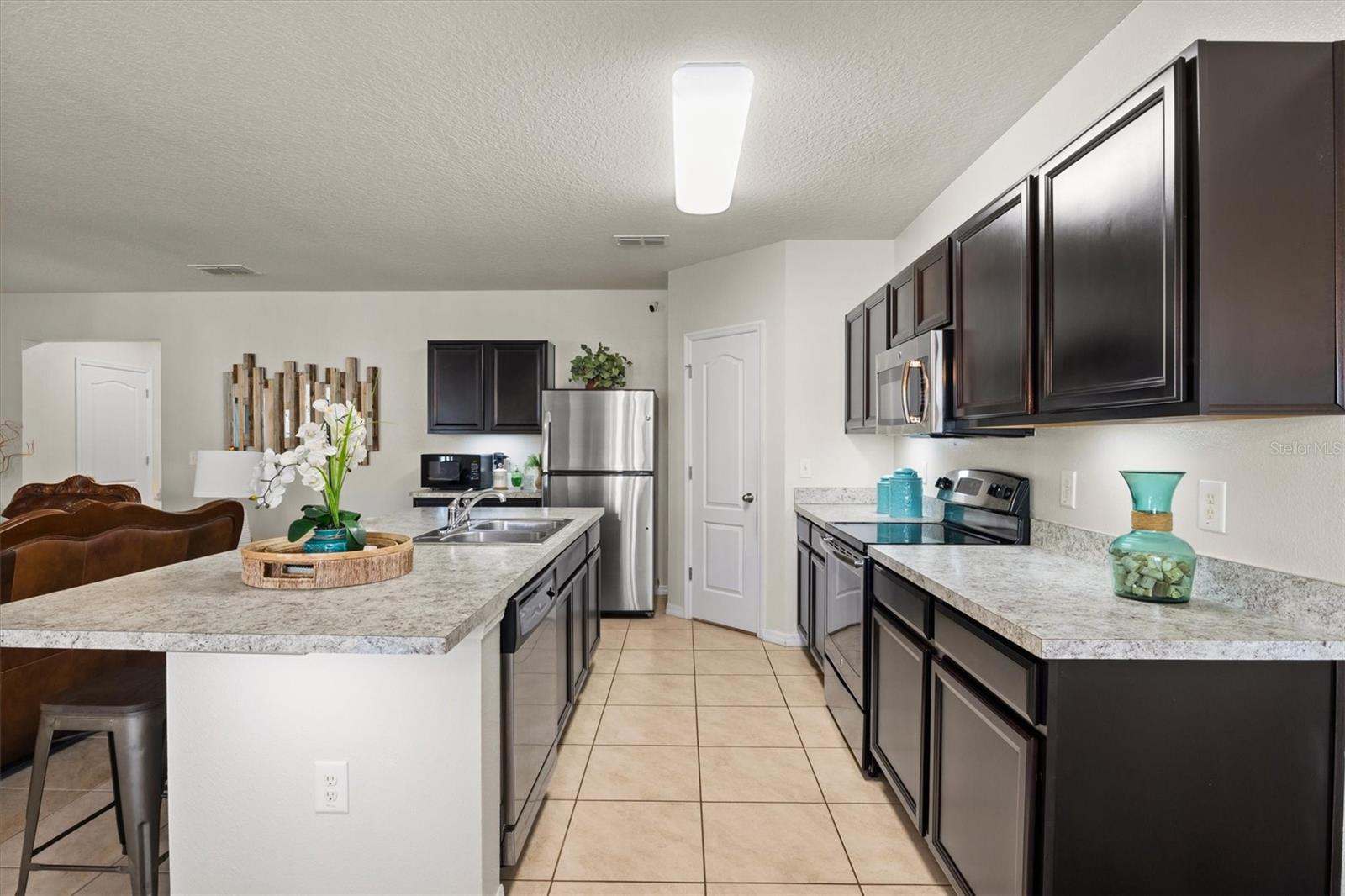 LAKES/LUCERNE PARK PH 4 - Residential