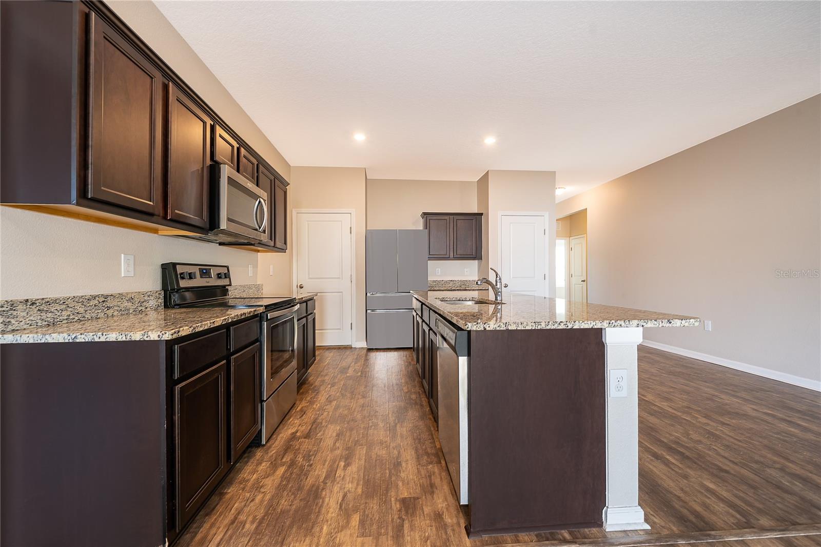 SHEARWATER ESTATES - Residential