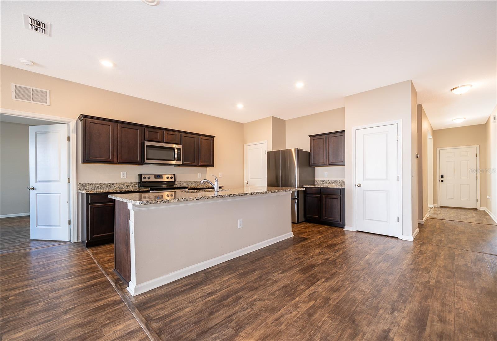 SHEARWATER ESTATES - Residential