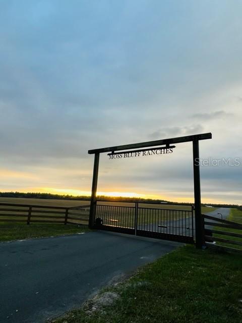 MOSS BLUFF RANCHES - Land