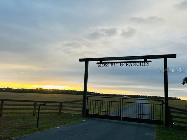 MOSS BLUFF RANCHES - Land