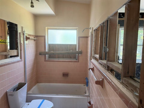 14054 Vivian Drive, Madeira Beach, FL 33708