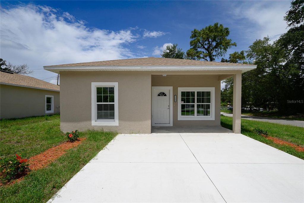 Photo of 150 Mandrake Street, Orlando, FL 32811 (MLS # O6362851)