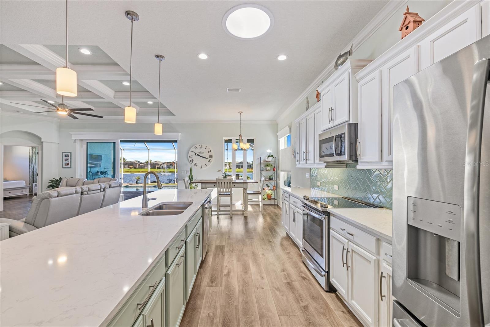 PALMS PH 1 - Residential