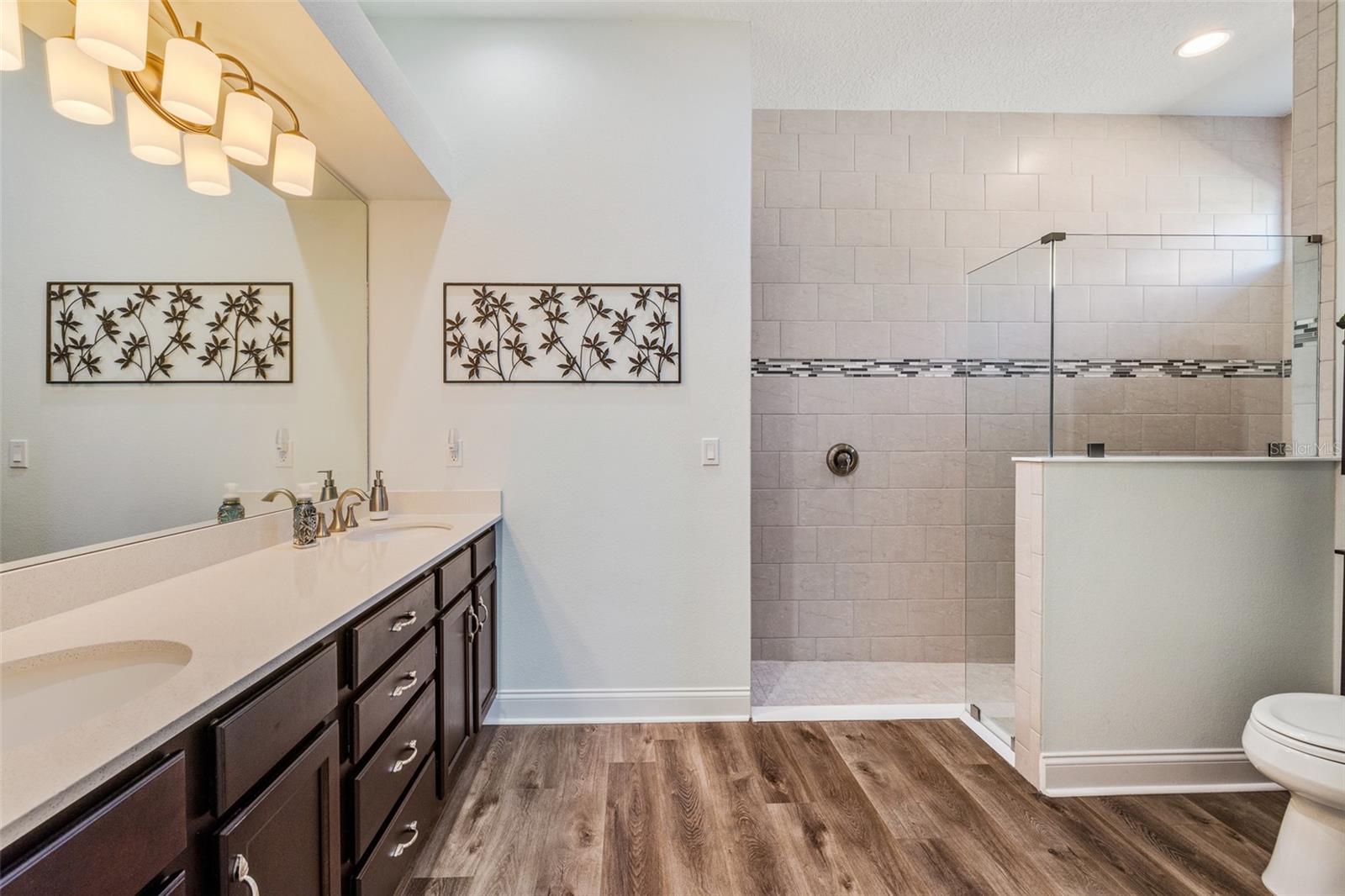 PALMS PH 1 - Residential