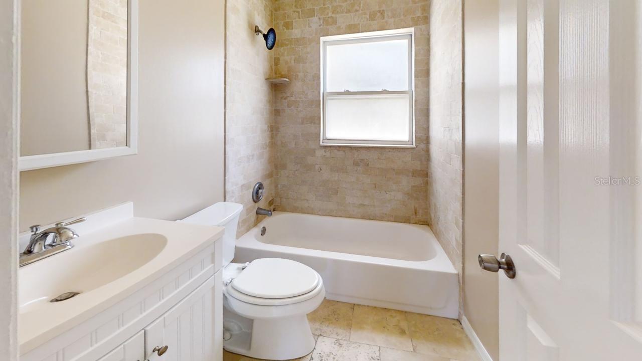 GREEN KEY ESTATES - Residential Lease