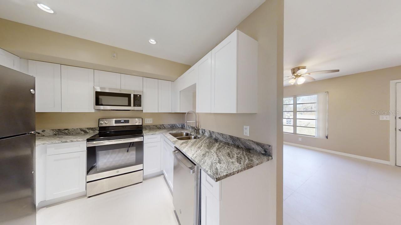 GREEN KEY ESTATES - Residential Lease